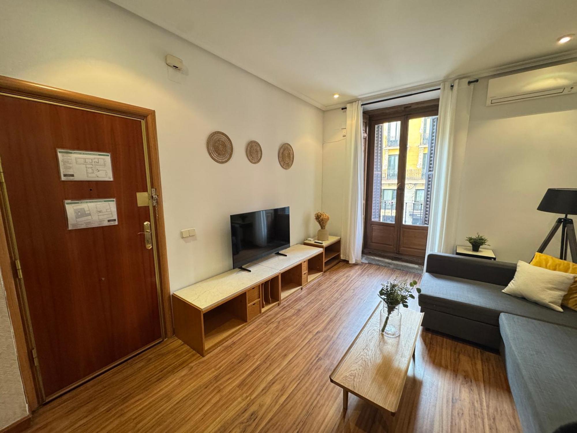 Apartamento A Dos Pasos De La Plaza Mayor มาดริด ภายนอก รูปภาพ
